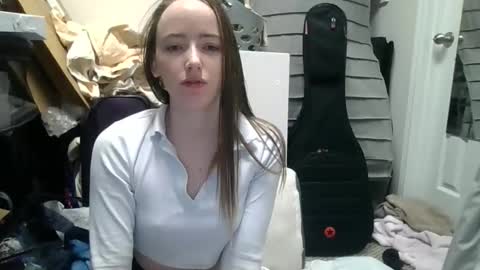 lunapixie2020 online show from 05-28-26, 03:26