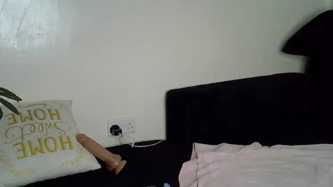 Smiley online show from 05-18-26, 10:32