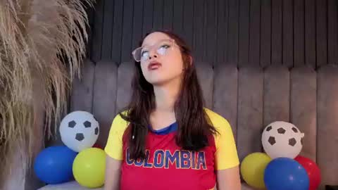 Snapshot of lunar_lustx chatting on 07-07-26, 08:02 lunar_lustx online show from 07-07-26, 08:02