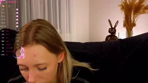 Kelly online show from 11-09-25, 02:37