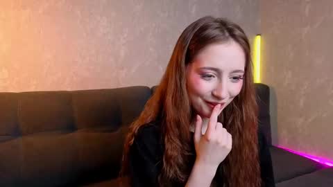 Snapshot of lunarialive chatting on 06-07-26, 10:30 Sonya online show from 06-07-26, 10:30