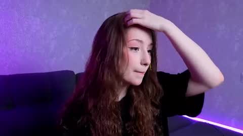 Snapshot of lunarialive chatting on 06-16-26, 10:07 Sonya online show from 06-16-26, 10:07