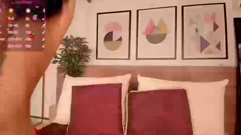 Luna Ruso  online show from 01-09-26, 08:21