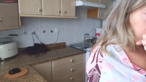 Snapshot of lunary_mix chatting on 03-02-25, 03:05  Luna online show from 03-02-25, 03:05