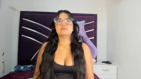 Snapshot of lunascarleht chatting on 02-17-26, 01:51 lunascarleht online show from 02-17-26, 01:51