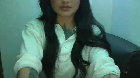 Snapshot of lunatica_2000 chatting on 02-11-25, 12:06 Luna online show from 02-11-25, 12:06