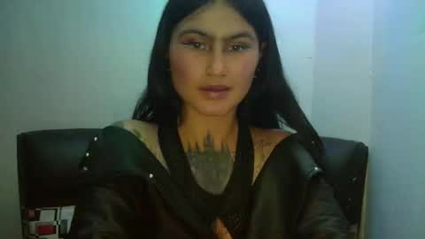 Snapshot of lunatica_2000 chatting on 02-16-25, 12:52 Luna online show from 02-16-25, 12:52
