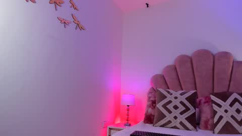 Luna   online show from 03-01-26, 02:57