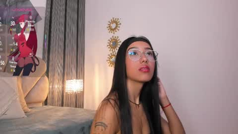 Luna   online show from 04-11-26, 06:56