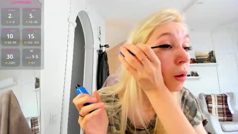 Snapshot of lunawhitex chatting on 07-15-26, 12:21 Luna online show from 07-15-26, 12:21