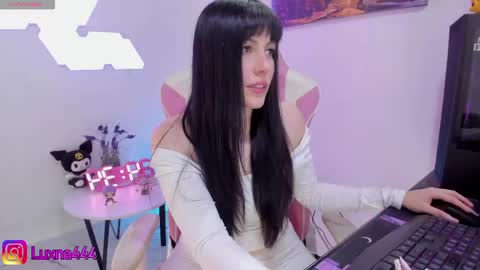   online show from 04-20-26, 07:26