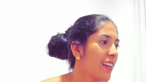     online show from 11-30-25, 04:49