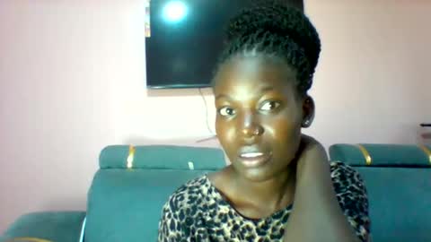 luo_queen online show from 04-11-26, 04:39
