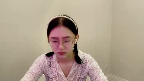 Roxie online show from 05-13-26, 02:14