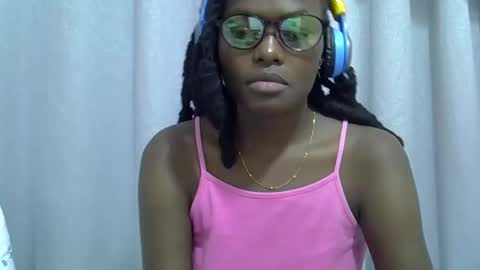 sweet girl online show from 10-15-25, 12:33