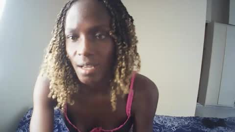 Lion online show from 04-24-26, 01:13