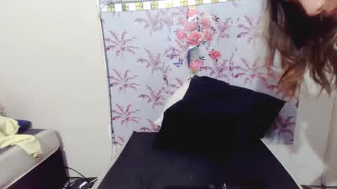 luscious_lexy online show from 07-08-26, 04:39