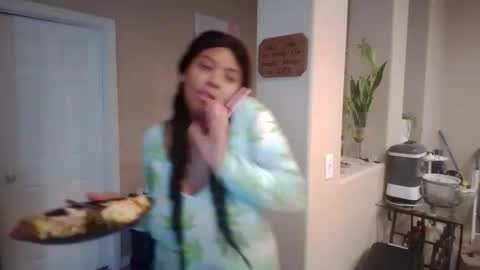 Snapshot of lusciouskoko chatting on 11-30-25, 10:47 Luscious Koko online show from 11-30-25, 10:47