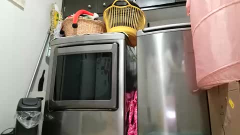 .Clarissa. Follow me on Instagram   miss buns  online show from 02-02-26, 12:04