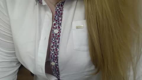 Hailey online show from 09-22-25, 08:55