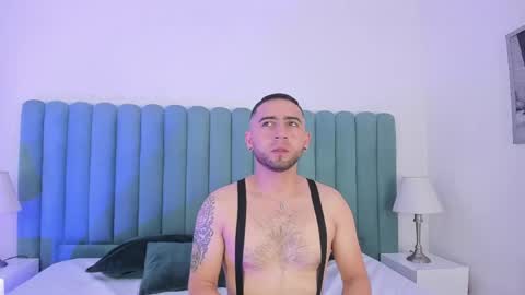 Snapshot of lushian_luna chatting on 05-30-26, 04:26 Lushian And Luna online show from 05-30-26, 04:26