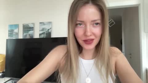 Snapshot of lusiluv chatting on 10-13-25, 10:59 lusiluv online show from 10-13-25, 10:59