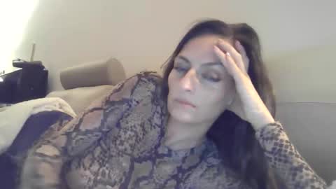 Lusisart online show from 12-17-25, 09:32