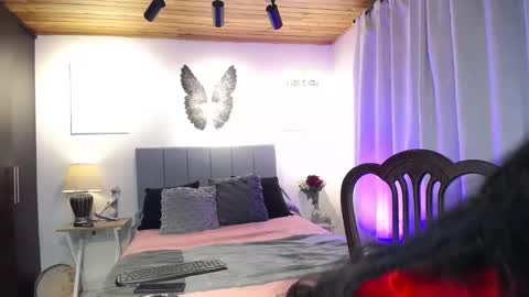 Snapshot of lust_mom chatting on 02-22-25, 12:16 Angela 3 online show from 02-22-25, 12:16