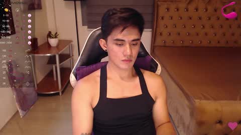 Snapshot of lustdesirex19 chatting on 02-10-25, 09:25 David online show from 02-10-25, 09:25