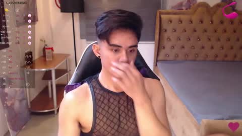 Snapshot of lustdesirex19 chatting on 02-16-25, 09:04 David online show from 02-16-25, 09:04