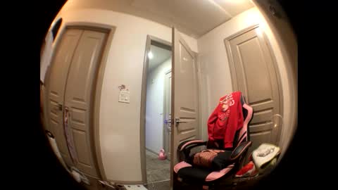 Snapshot of lustforlola chatting on 01-14-25, 06:56 LOLA online show from 01-14-25, 06:56