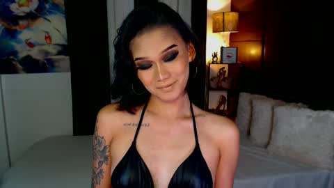 AdriannaFowks online show from 12-15-24, 04:51