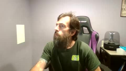 Snapshot of luv2likslit611455 chatting on 09-11-25, 09:20 Luv2likslit online show from 09-11-25, 09:20