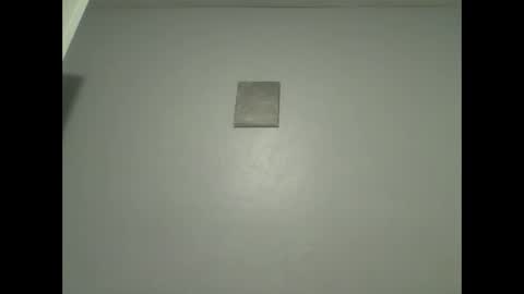 Snapshot of luvmesluts chatting on 09-17-25, 08:05 luvmesluts online show from 09-17-25, 08:05