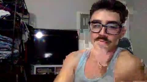 Snapshot of luvrboy77 chatting on 06-06-26, 10:47 luvrboy77 online show from 06-06-26, 10:47