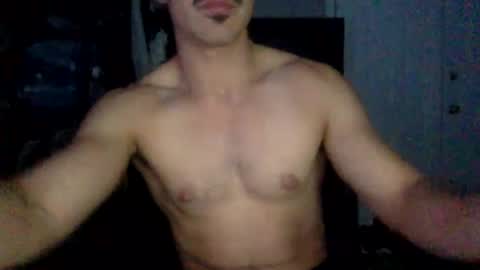 Snapshot of luvrboy77 chatting on 06-12-26, 08:46 luvrboy77 online show from 06-12-26, 08:46