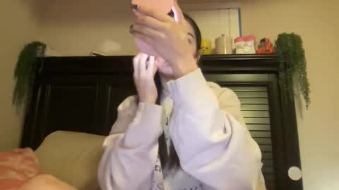 luvrxstarx online show from 03-26-26, 01:01