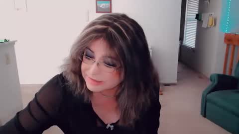 Britney online show from 10-23-25, 07:23