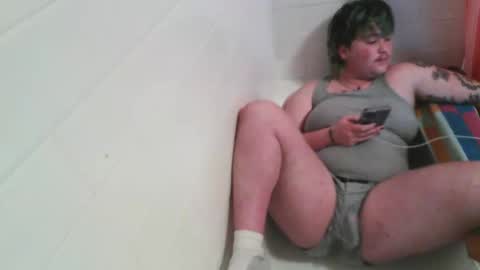 Lux online show from 10-22-25, 03:51