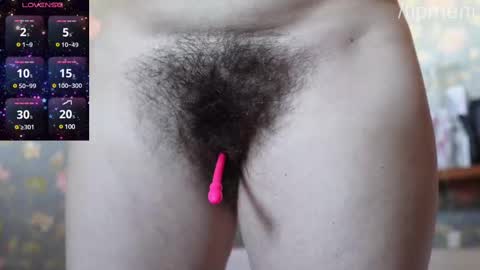 Snapshot of luxegirl67 chatting on 02-20-25, 07:34 Sophie online show from 02-20-25, 07:34