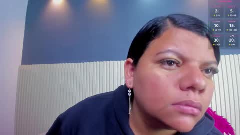 Snapshot of luxemilf chatting on 10-23-25, 11:09 Luxe3 online show from 10-23-25, 11:09
