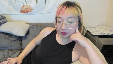 LuxGray online show from 12-18-24, 02:32