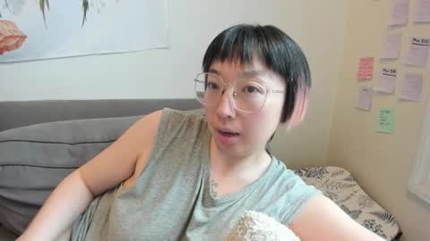 LuxGray online show from 01-10-26, 04:42