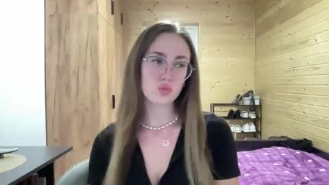 Katie online show from 05-25-26, 08:37