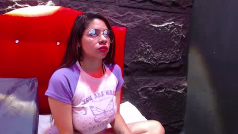 Luxury online show from 11-23-25, 06:08