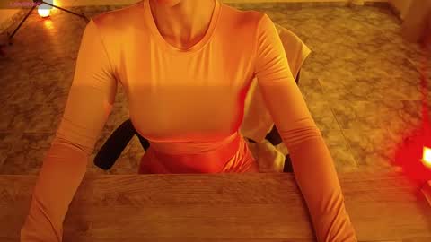 Snapshot of luxurydivine chatting on 02-17-26, 03:08 Liss online show from 02-17-26, 03:08