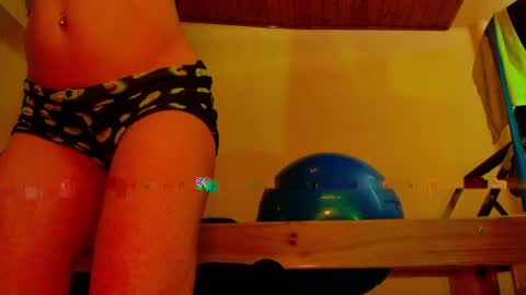 Liss online show from 05-13-26, 02:47