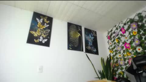 luzcastillo07 online show from 10-21-25, 05:52