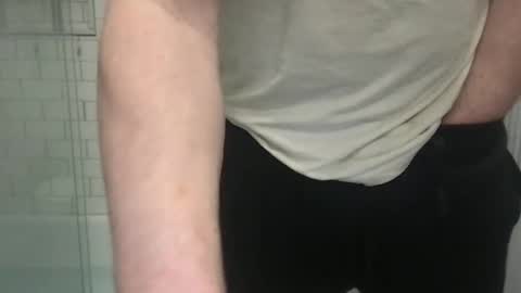 lvguynextdoor440656 online show from 02-23-26, 12:41