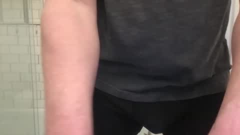 lvguynextdoor440656 online show from 04-11-26, 02:27